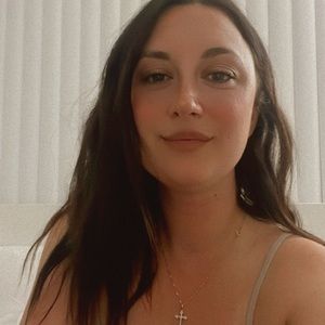 Meet your Posher, Marissa